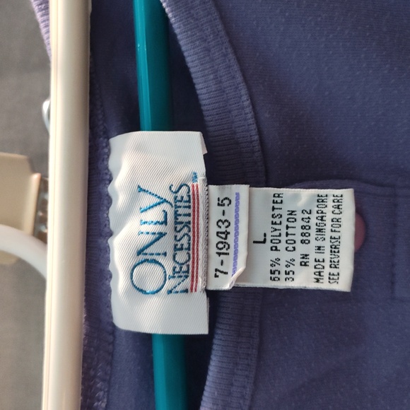 Only necessities two-piece long short set size large - Picture 4 of 8